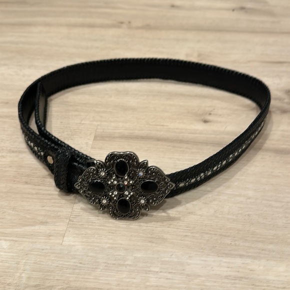 🎈Rhinestone-Leather Statement Belt w Beaded Design🎈 - Picture 3 of 5